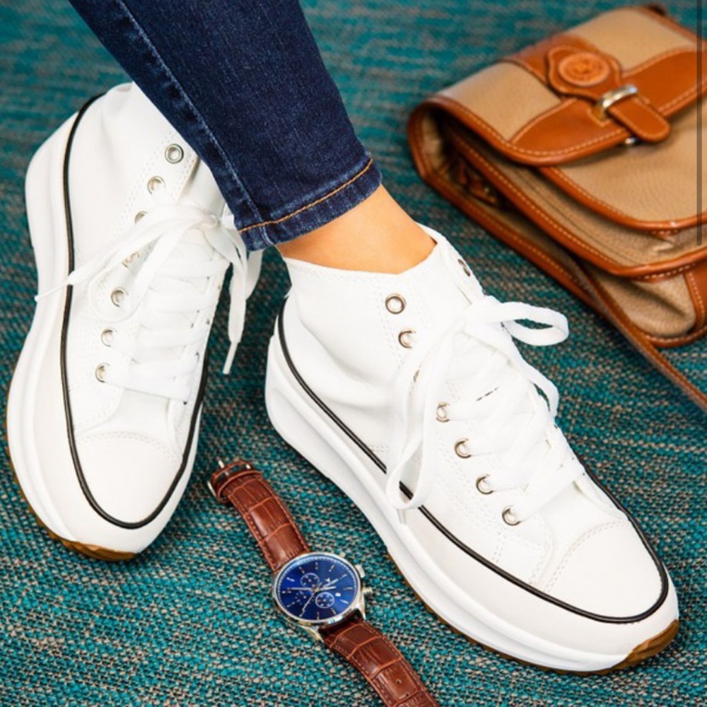 JUST IN!! White Platform Converse Style Extra Cushy Sneakers Shoes